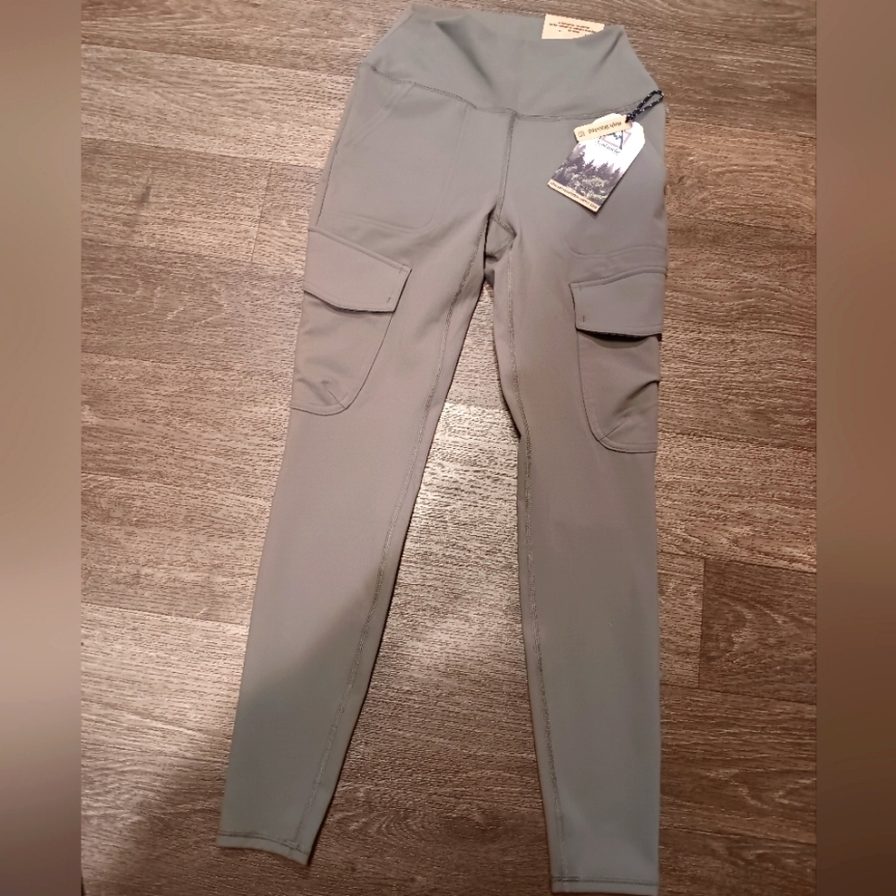Avalanche Olive Green Leggings Size S New